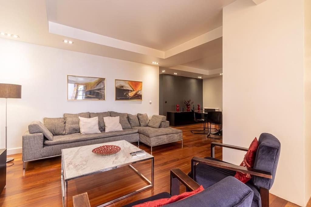 Appartement Chiado Deluxe Terrace 3 Bedroom *